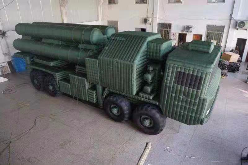 黄冈军事大型导弹车